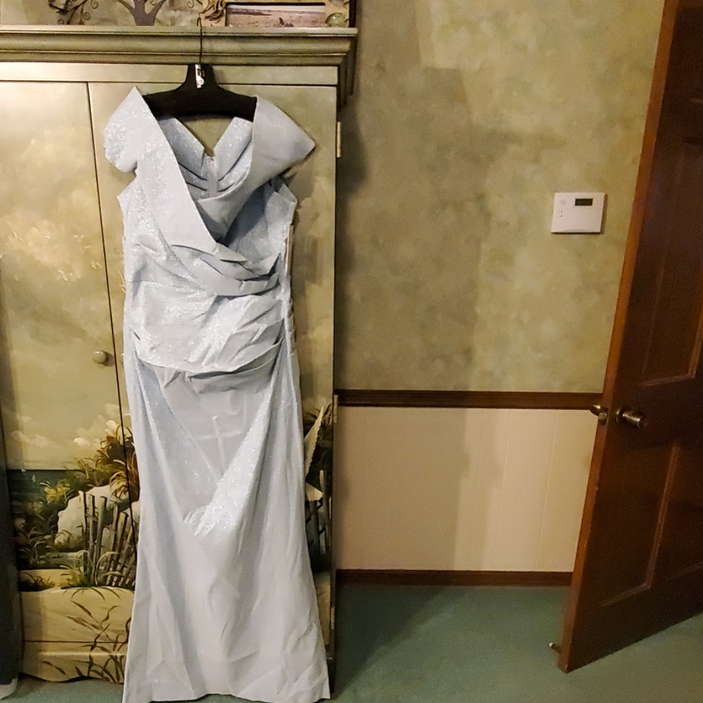 GOWN